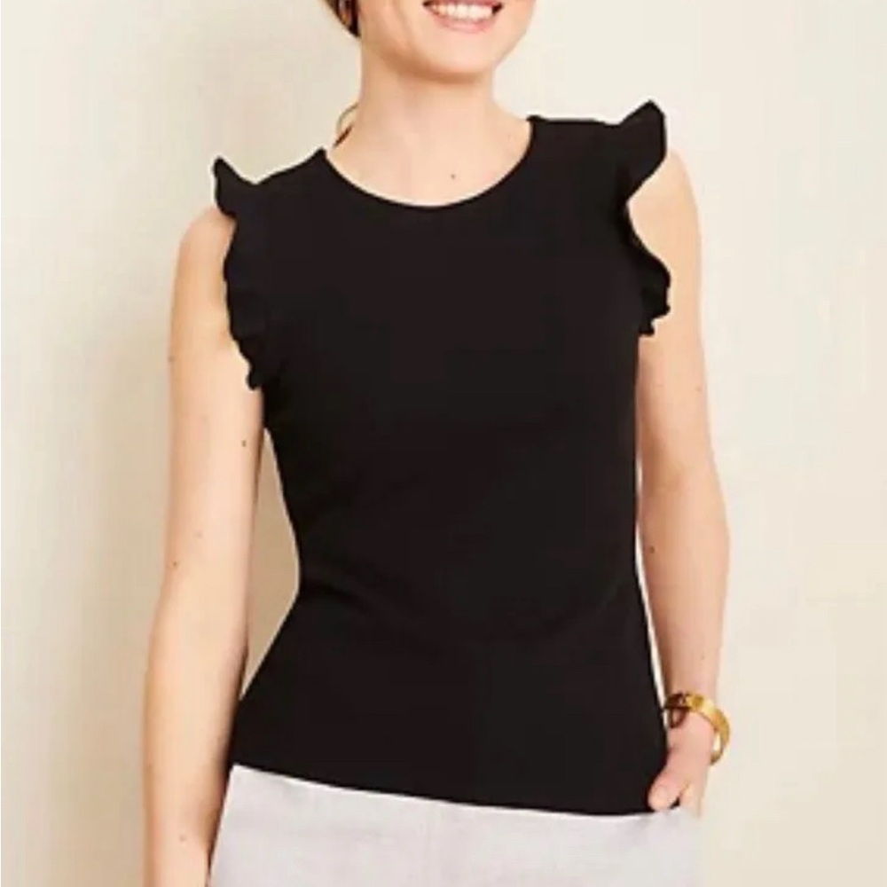 Ann Taylor Ruffle Sleeve Sweater Shell
Black Size Medium